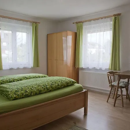 Haus Josefine * Friedrichshafen